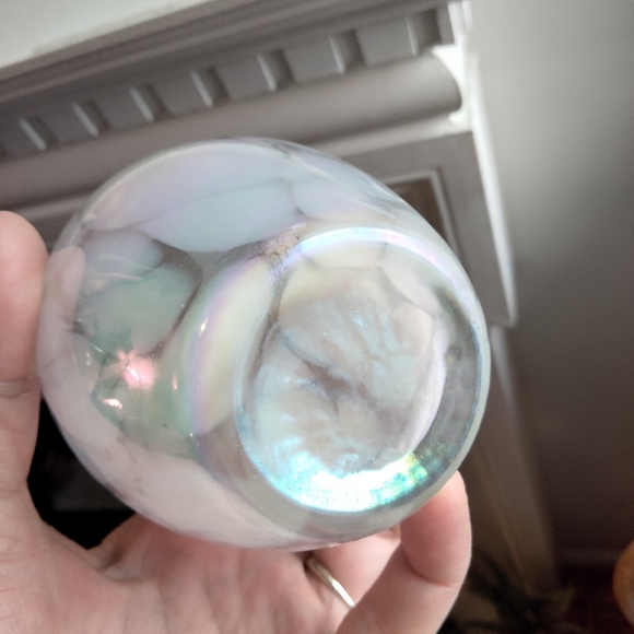 5" iridescent swirl urn mini glass vase - Picture 9 of 9